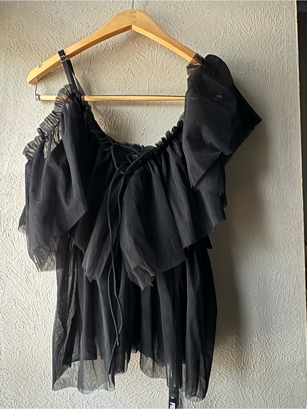 PrettyLittleThing Black Off-Shoulder Ruffled Tie-Front Top